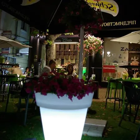 Yha Levitt Smart Hostel