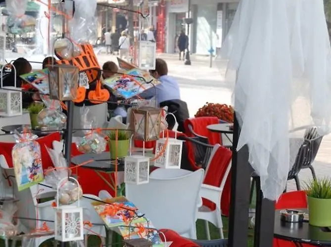 Hostal Yha Levitt Smart *